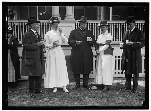 RED CROSS LUNCHEON ON GENERAL SCOTT'S LAWN. UNIDENTIFIED; BOARDMAN; TAFT; MRS. SCOTT; DAVISON