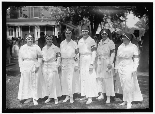 RED CROSS COMFORTS COMMITTEE