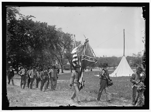 CONFEDERATE REUNION. NORTH CAROLINA VETERANS WITH FLAG