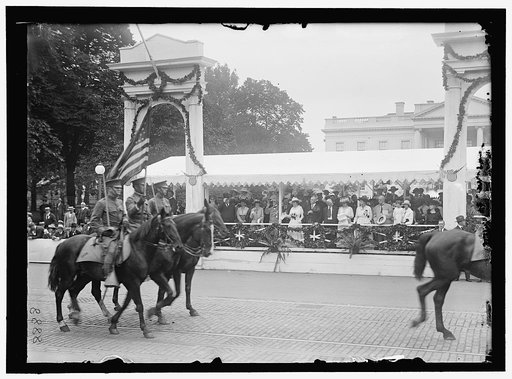 CONFEDERATE REUNION. PARADE. REVIEWING STAND