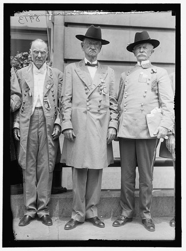 CONFEDERATE REUNION. GEN. HARRISON OF MISSISSIPPI, COMMANDER IN CHIEF, WITH GENERALS MICKEY AND DINKINS