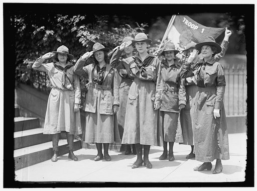 GIRL SCOUTS. TROOP #1. MRS. JULIETTE LOW, FOUNDER, RIGHT; ELENORE PUTSSKE, CENTER; EVALINE GLANCE, 2ND FROM RIGHT