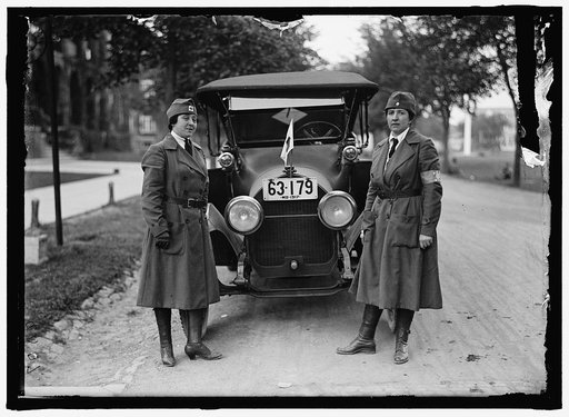 BLOOMBURG, MRS. MENDUM. RED CROSS MOTOR CORPS