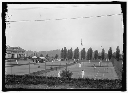 COLUMBIA COUNTRY CLUB. TENNIS COURTS