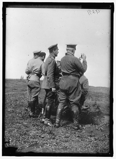 RUSSIA WAR PICTURES. GENERAL SCOTT ON EASTERN FRONT