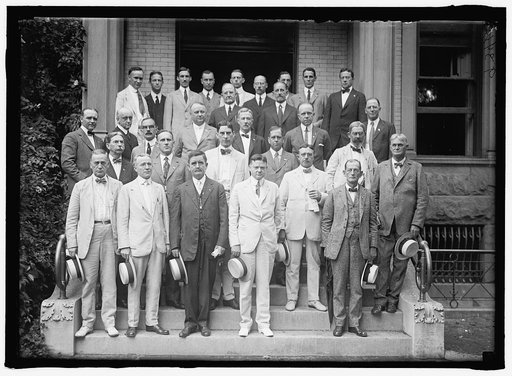 FOOD ADMINISTRATION, U.S. STATE REPRESENTATIVE, HOOVER, CENTER FRONT; WILBUR, LEFT, REAR OF HOOVER