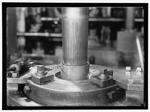 NAVY YARD, U.S., WASHINGTON. HYDRAULIC RAM, USED IN MAKING C.C.