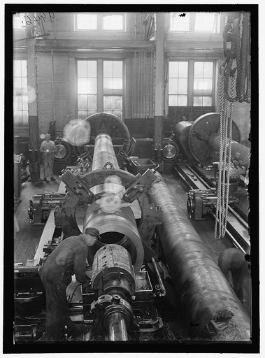 NAVY YARD, U.S., WASHINGTON. BORING BREECH OF 14 INCH GUN