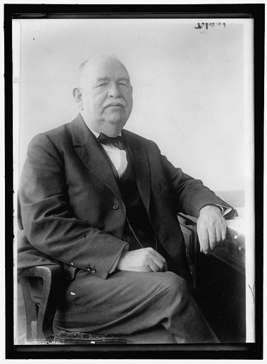CHAMBERS, EDWARD. DIRECTOR, DIVISION OF TRAFFIC, U.S. RAILROAD ADMINISTRATION; CHIEF, TRANSPORTATION DIVISION, U.S. FOOD ADMINISTRATION