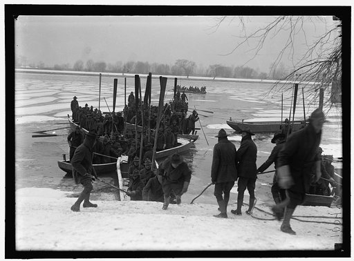 AMERICAN UNIVERSITY TRAINING CAMP. ENGINEERS FROM TRAINING CAMP ON POTOMAC