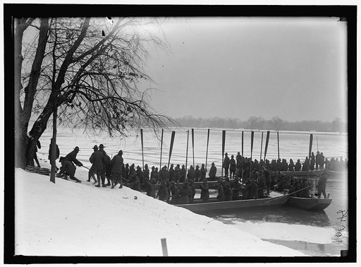 AMERICAN UNIVERSITY TRAINING CAMP. ENGINEERS FROM TRAINING CAMP ON POTOMAC