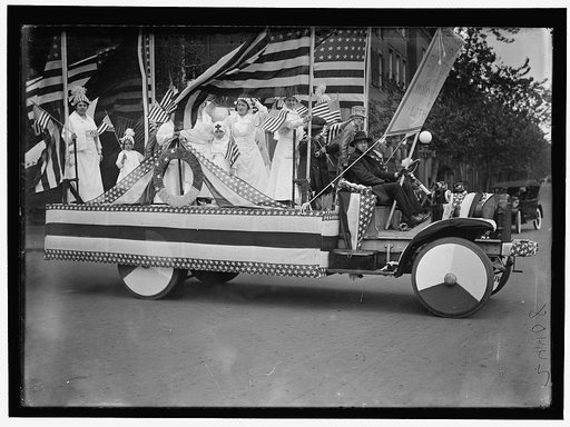 LIBERTY LOANS PARADE
