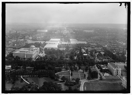 Aerial view of mall looking east, Washington, D.C.