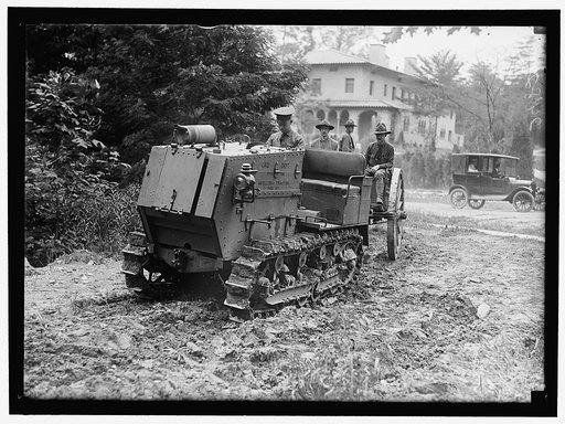 ARMY, U.S. ARTILLERY TRACTOR