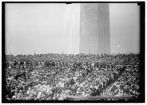 FLAG DAY. CROWD AT EXERCISES AT MONUMENT