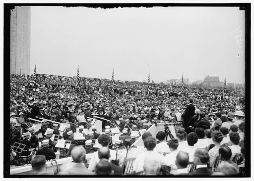 FLAG DAY. CROWD AT EXERCISES AT MONUMENT