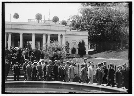 LABOR DELEGATES AT WHITE HOUSE
