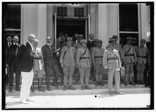 FRENCH MILITARY BAND. RECEIVED AT WHITE HOUSE BY PRESIDENT WILSON