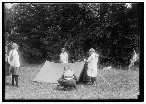 GIRL SCOUTS. PICNIC AT HOME OF MRS. HERBERT HOOVER