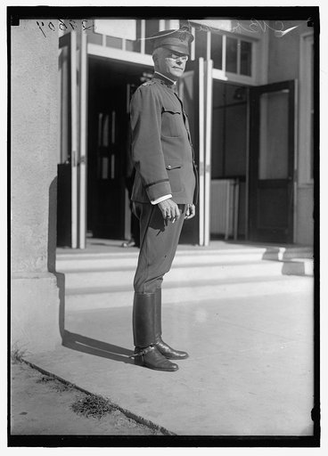 DRAKE, CHARLES B. BRIGADIER GENERAL U.S.A. CHIEF, MOTOR TRANSPORT CORPS, WAR DEPT.