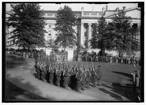 FRENCH LEGIONNAIRES. ENTERING WHITE HOUSE GROUNDS