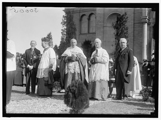 GIBBONS, JAMES, CARDINAL. EPISCOPAL JUBILEE FOR CARDINAL GIBBONS AT CATHOLIC UNIVERSITY. MONS. LEE OF ST. PATRICK'S CHURCH; GIBBONS; MONS. MACKIN. BOURKE COCHRAN IS LAYMAN AT RIGHT