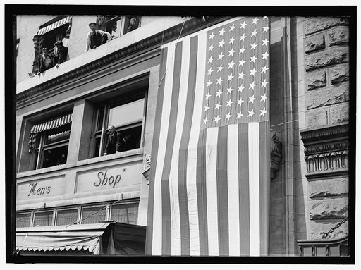 SHIPPING BOARD, U.S. FRONT OF BUILDING