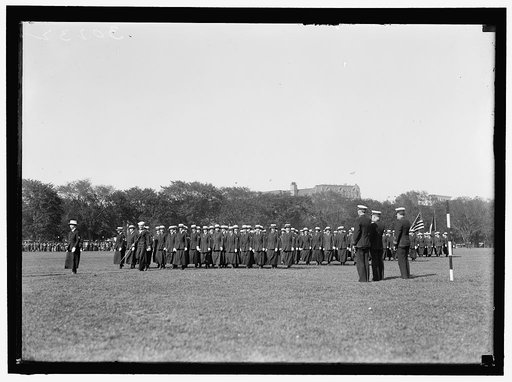 YEOMAN (F). NAVY DEPARTMENT: DRILLING OF THE ELLIPSE