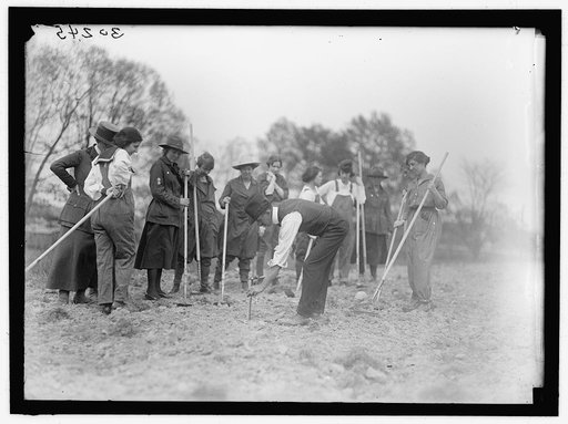 NATIONAL EMERGENCY WAR GARDENS COM. GIRL SCOUTS AND OTHERS