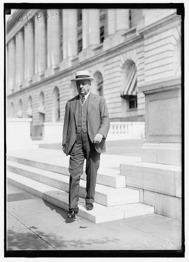 KNOX, PHILANDER CHASE. ATTORNEY GENERAL OF U.S., 1901-1904; SENATOR FROM PENNSYLVANIA, 1904-1909, 1917-1921; SECRETARY OF STATE, 1909-1913