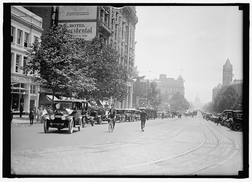 PARADES. TRUCK PARADE