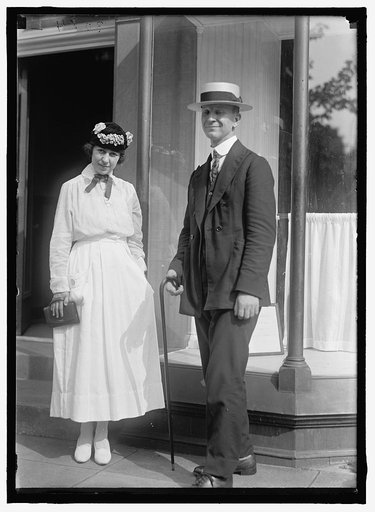 DUDDING, DR. E.E. WITH EVALYN ABBOTT