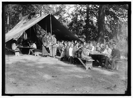 NATIONAL EMERGENCY WAR GARDENS COM. GIRL SCOUTS AND OTHERS
