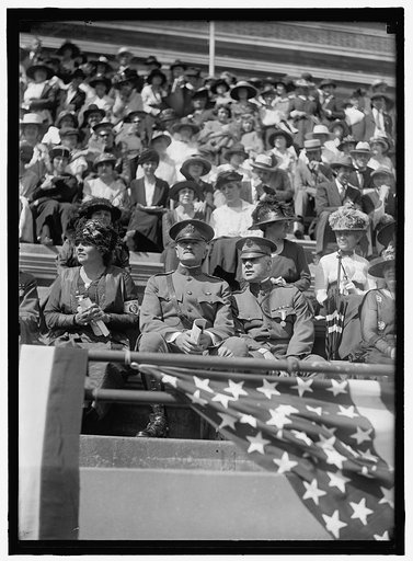 FIRST DIVISION, A.E.F. AMERICAN EXPEDITIONARY FORCES. PERSHING AND BAKER AT CENTRAL HIGH SCHOOL