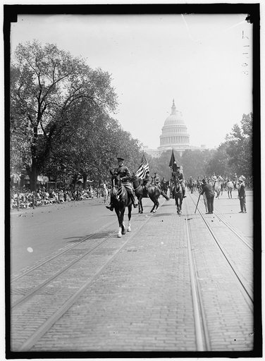 FIRST DIVISION, A.E.F. AMERICAN EXPEDITIONARY FORCES. MISCELLANEOUS VIEWS OF PARADE