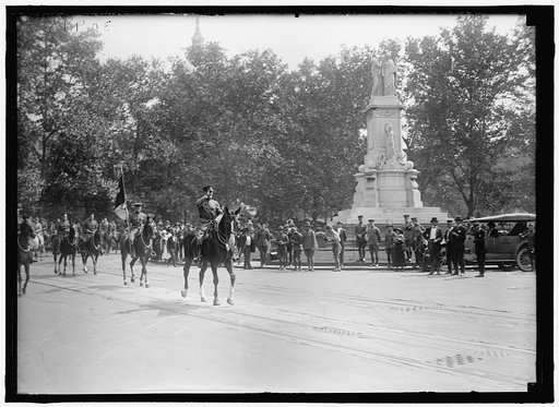 FIRST DIVISION, A.E.F. AMERICAN EXPEDITIONARY FORCES. MISCELLANEOUS VIEWS OF PARADE
