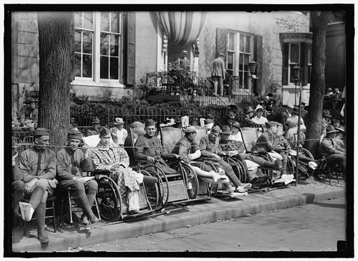 FIRST DIVISION, A.E.F. AMERICAN EXPEDITIONARY FORCES. MISCELLANEOUS VIEWS OF PARADE