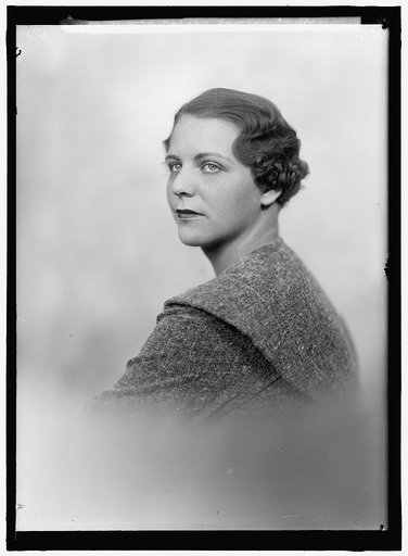 QUINN, FRANCES. PORTRAIT