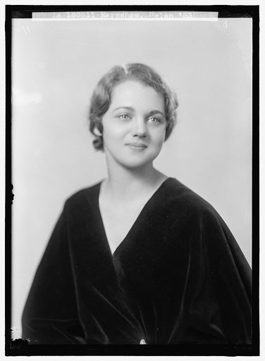 EARNSHAW, HELEN. PORTRAIT