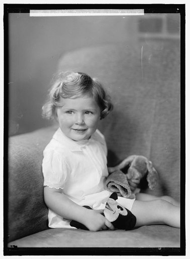 TRAGER, MARY F. PORTRAIT
