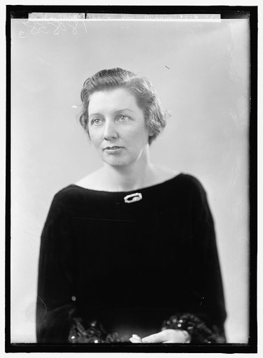 MARX, GEORGE, MRS. PORTRAIT