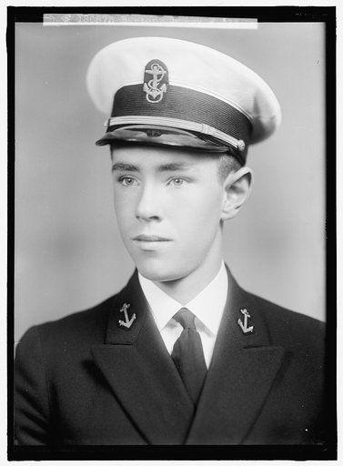 Barton, Harry Hayes. Midshipman. Portrait