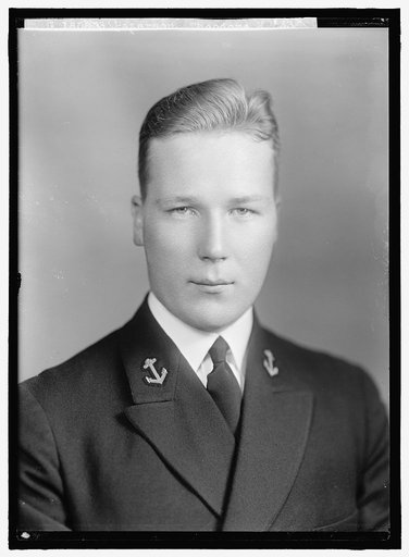 PETERSON, THEODORE M. MIDSHIPMAN. PORTRAIT