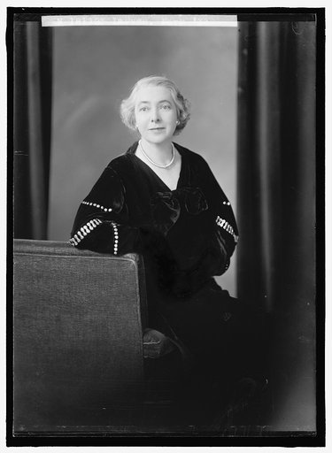 LaDAME, MARY. PORTRAIT