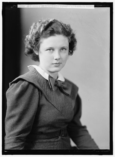 HUNSINGER, CAROL. PORTRAIT