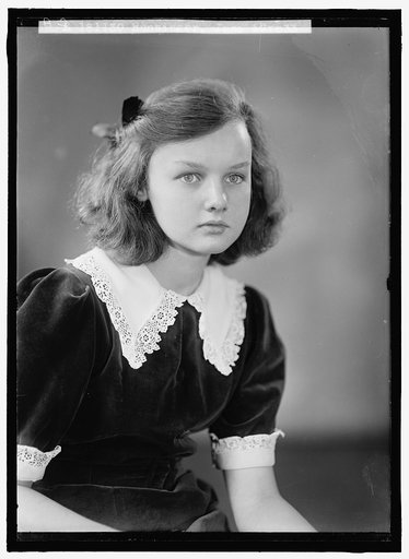 HUNSINGER, JANE. PORTRAIT