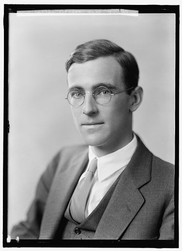 ELLIOTT, ROOT. PORTRAIT
