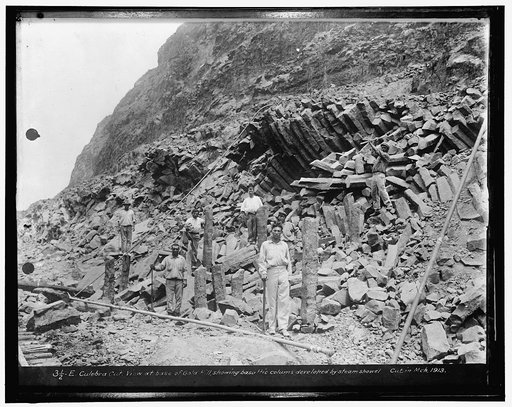 Culebra Cut. View at base of Gold Hill, showing basaltic columns developed by steam shovel. Cut in Mch. 1913
