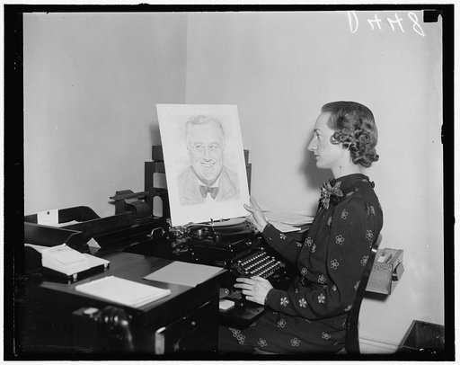 White House talent. Washington, D.C., Dec. 30. Mabel E. Williamson, White House Stenographer for Presidential Stephen T. Early, with the free hand drawing of President Roosevelt she has just completed. When shown the likeness the President was so pleased he autographed it for Miss Williamson
