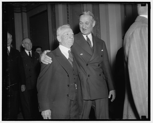 Senate veterans. Washington, D.C., Jan. 6. Senator Carter Glass, of Virginia, and Senator William Gibbs McAdoo of California, pictured as they walked from the Senate chamber to the House to hear President Roosevelt address the joint session